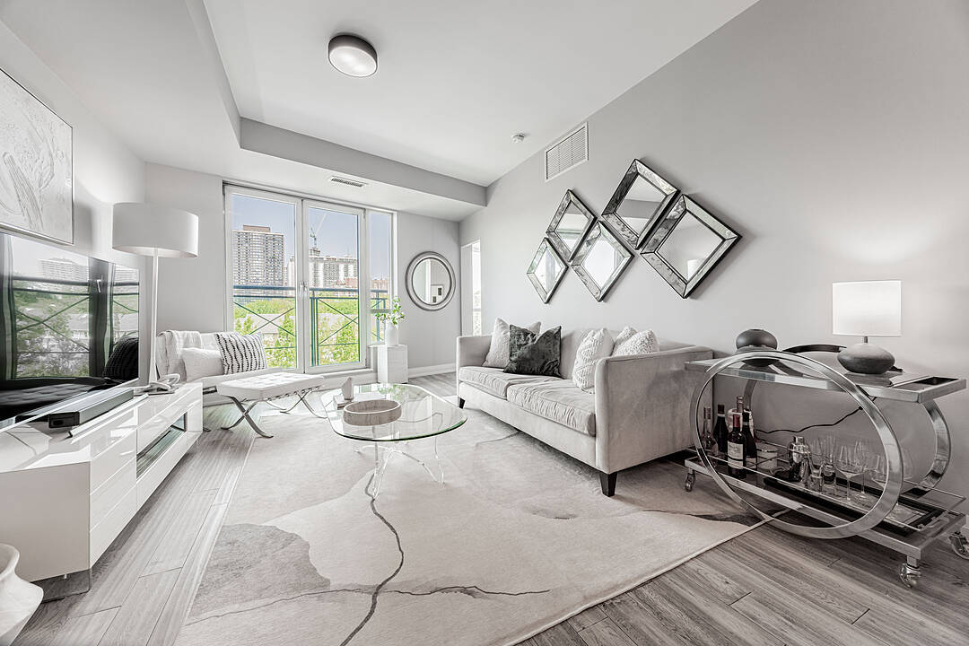 20 Scrivener Sq #507, Toronto, Ontario