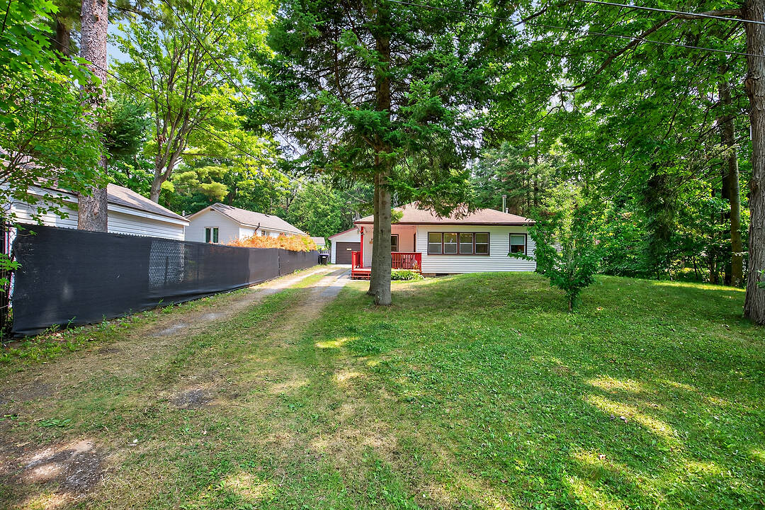 37 Park Rd, Tiny, Ontario