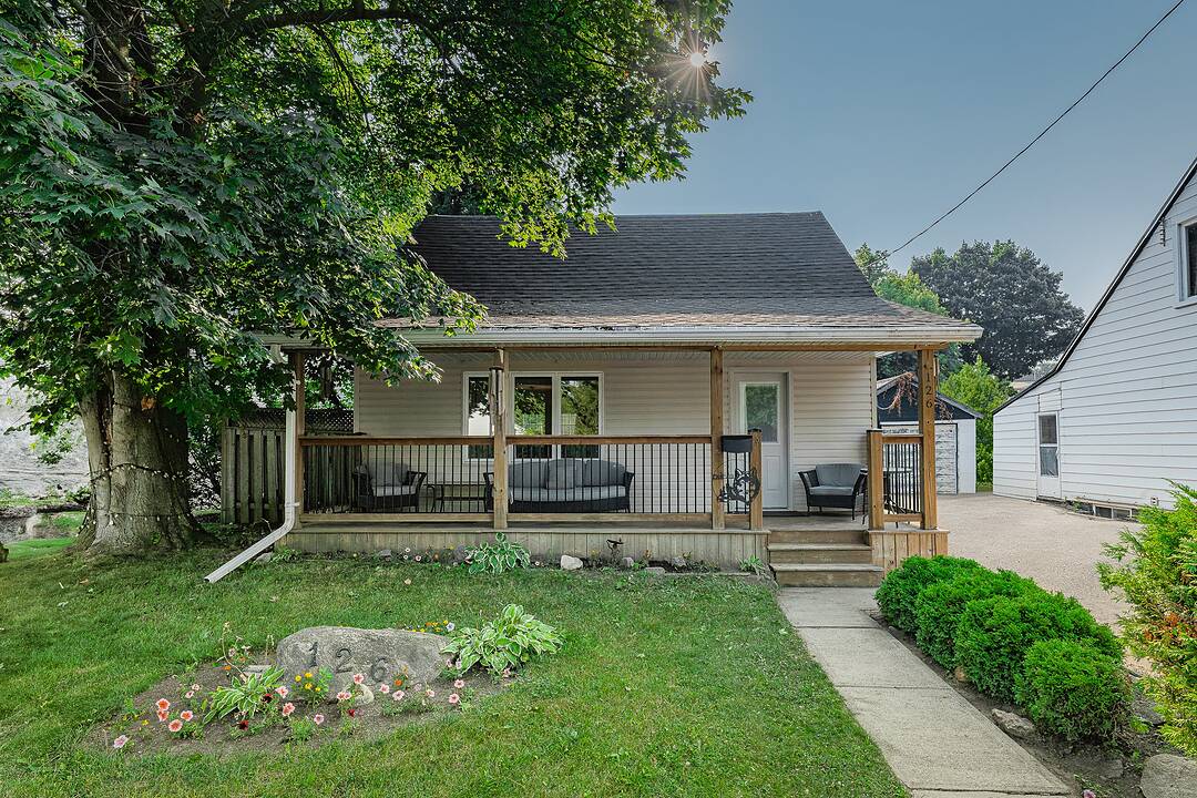 126 Glenmorris Street, Cambridge, Ontario