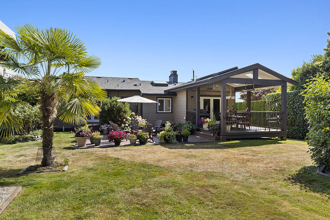 1175 Gordon Avenue, West Vancouver, British Columbia