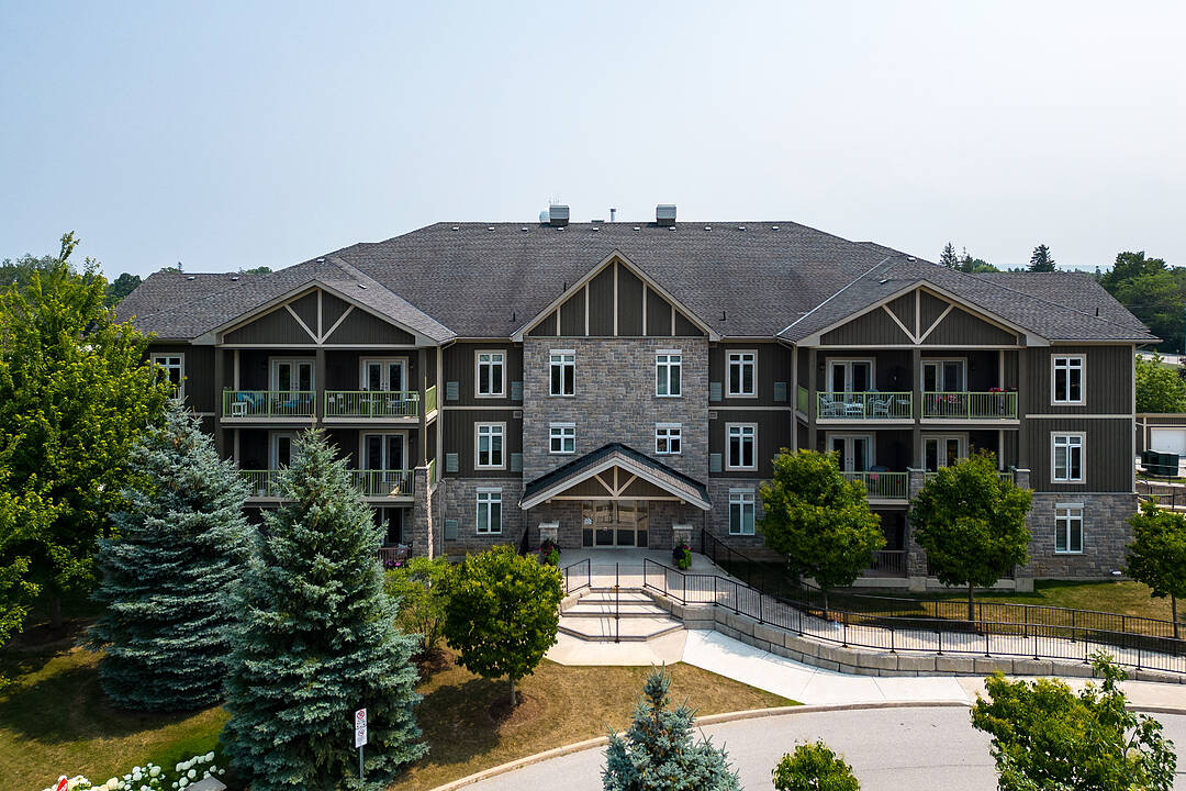 27 Beaver Street S #101, Blue Mountains, Ontario
