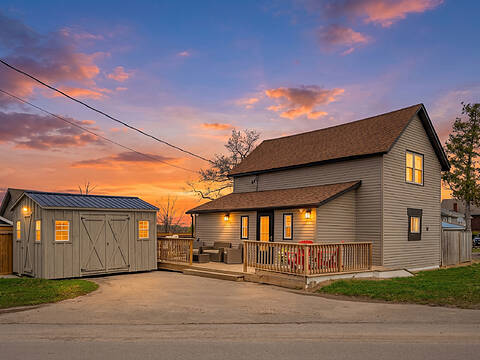 42 Pavillion Rd, Kawartha Lakes