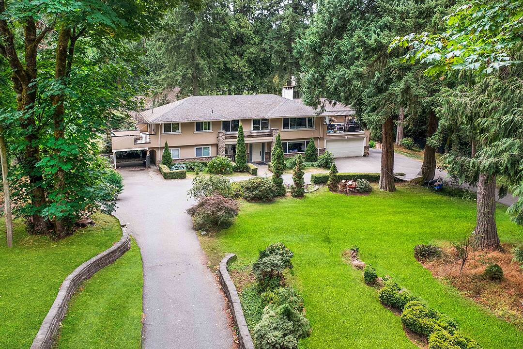 13788 32 Avenue, Surrey, British Columbia