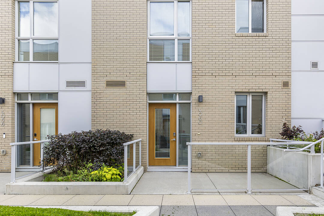4060 Kovitz Lane NW, Calgary, Alberta