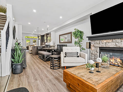 28-333 Longspoon Drive, Vernon