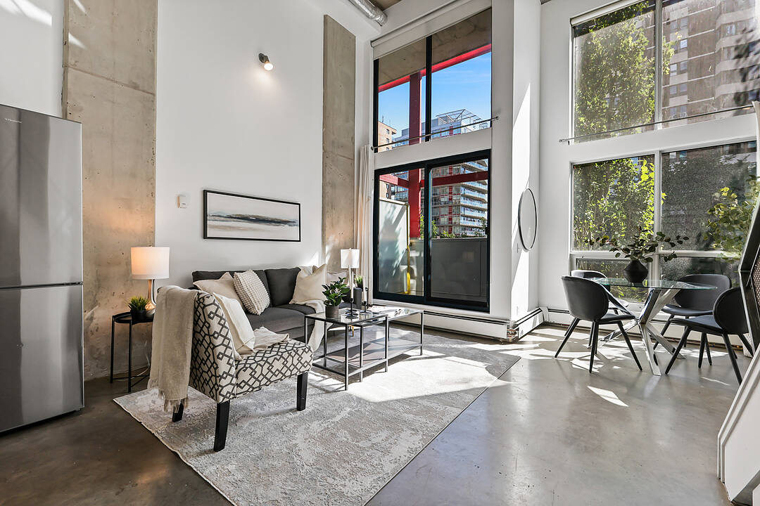 535 8 Avenue SE #205, Calgary, Alberta