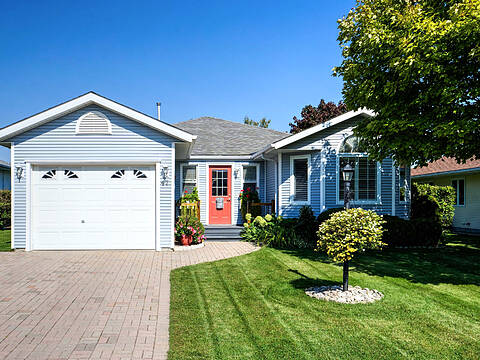 47 Cretney Dr, Prince Edward County