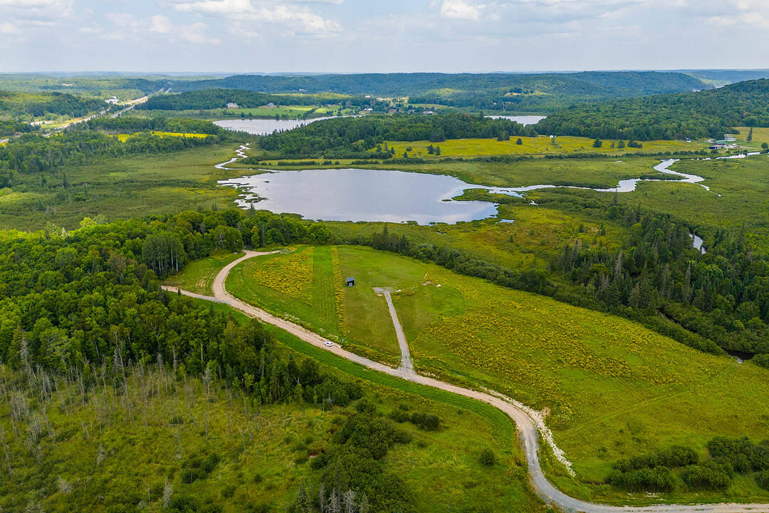71 Spider Lake Lane, Huntsville, Ontario