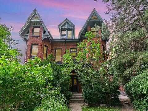 89 Willcocks St, Toronto