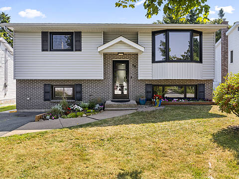 26 Feldspar Crescent, Halifax