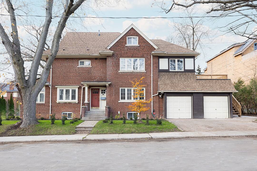 53 Clifton Rd #C, Toronto, Ontario