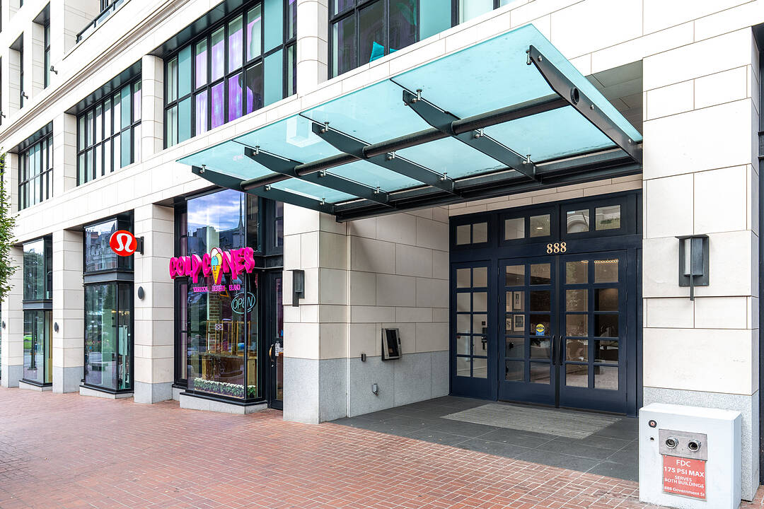 503-888 Government Street, Victoria, British Columbia