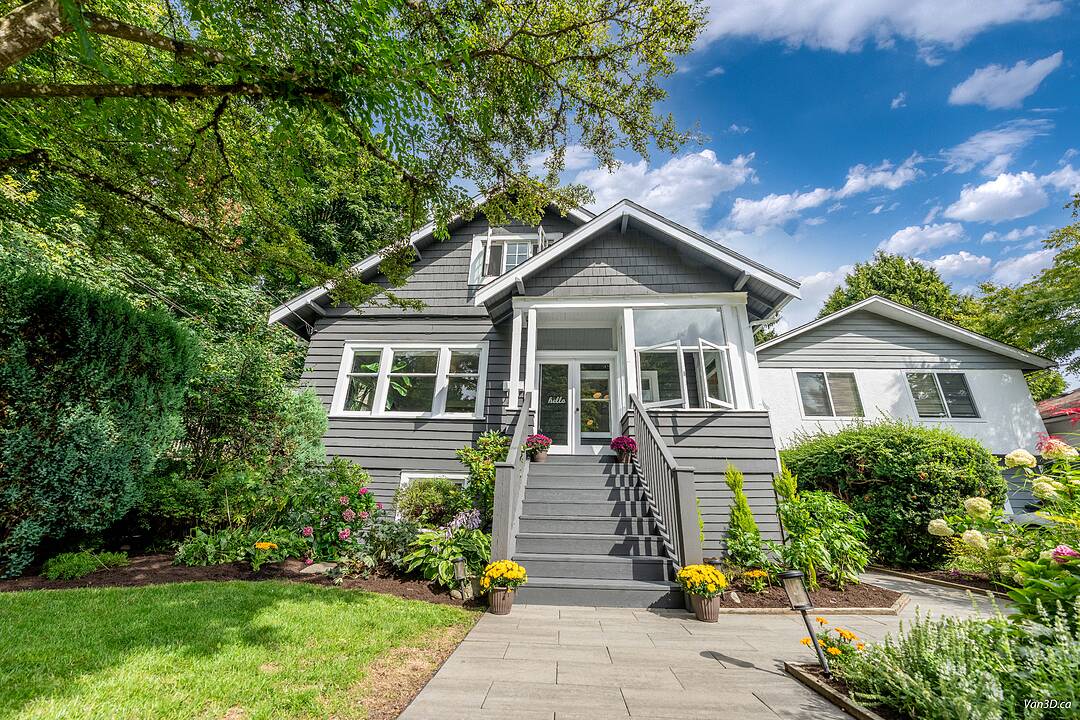 1866 Bowser Avenue, North Vancouver, British Columbia