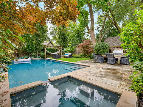 67 King Georges Rd, Toronto