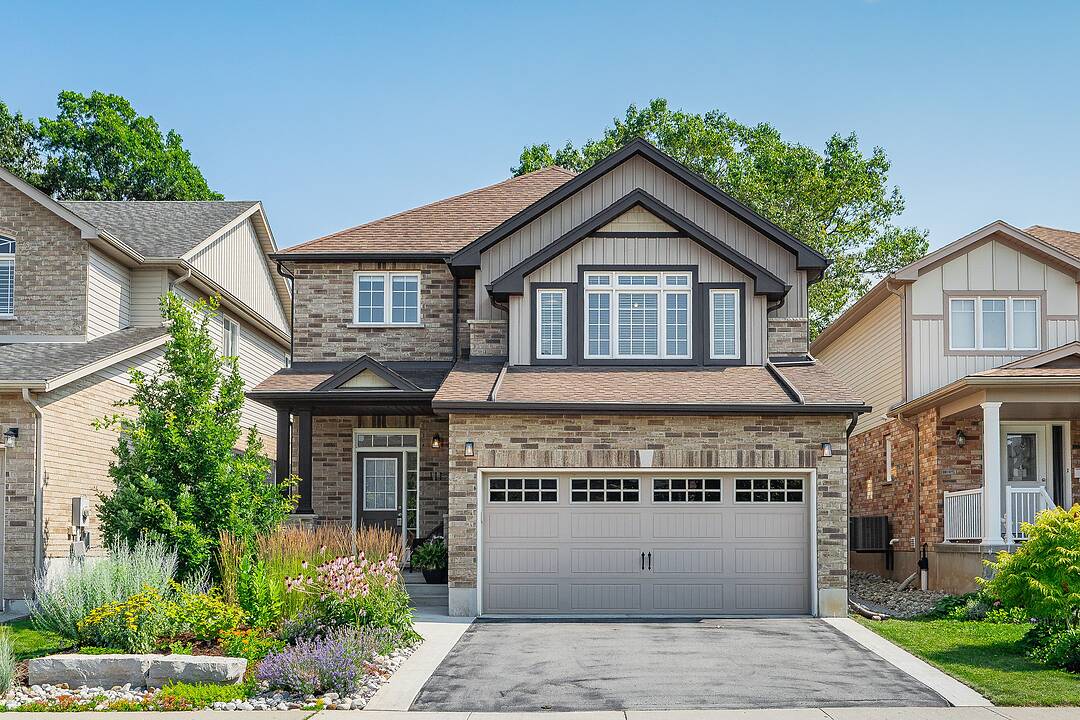 111 Hardcastle Drive, Cambridge, Ontario
