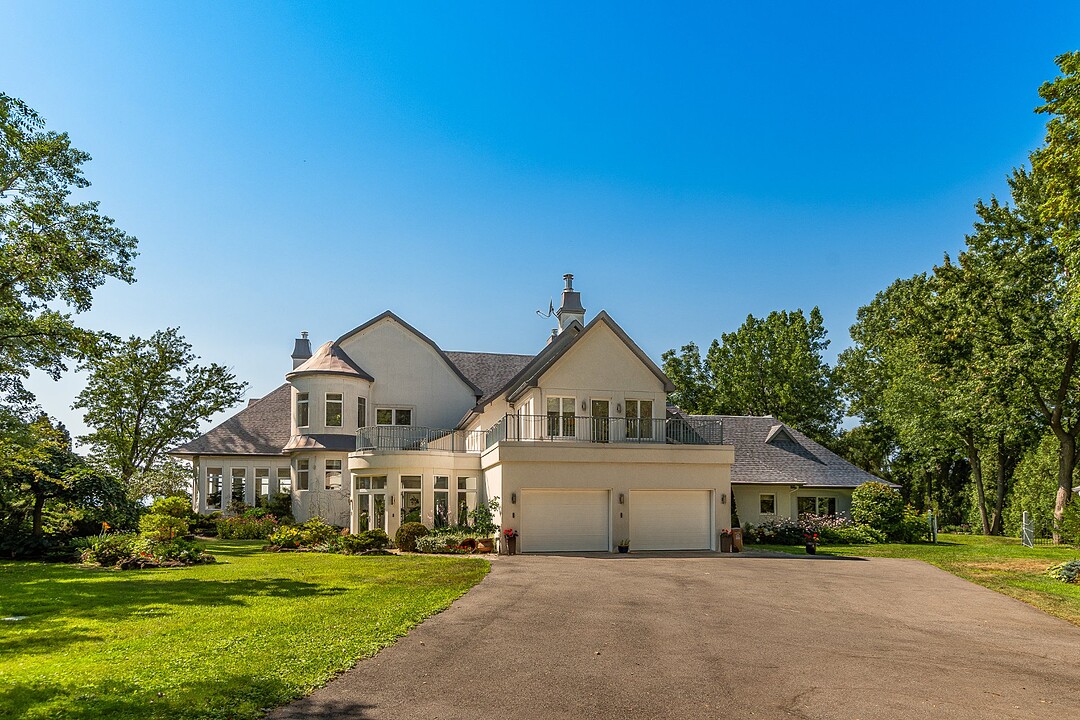 2059 Ch. du Bord-du-Lac, L'île-Bizard / Sainte-Geneviève, Québec