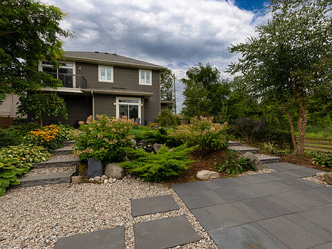 485 Stone Street North, Gananoque