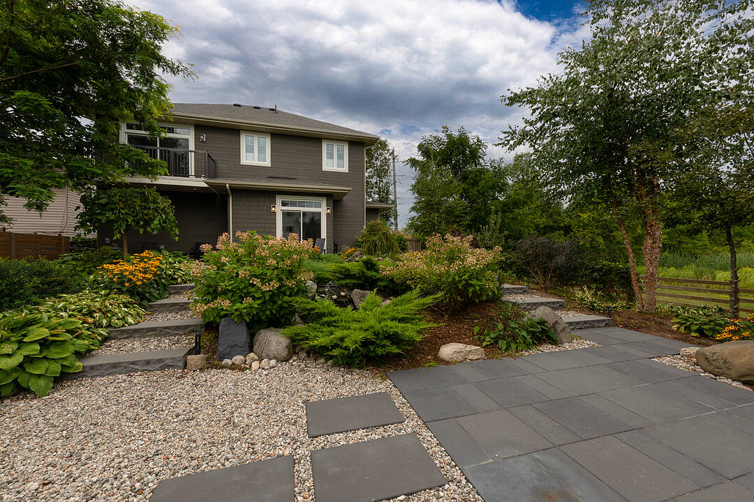485 Stone Street North, Gananoque, Ontario