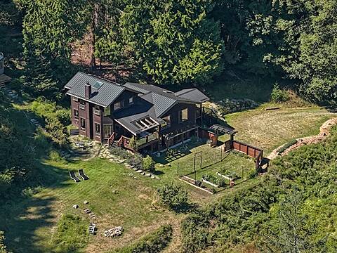 494 Isabella Point Road, Salt Spring