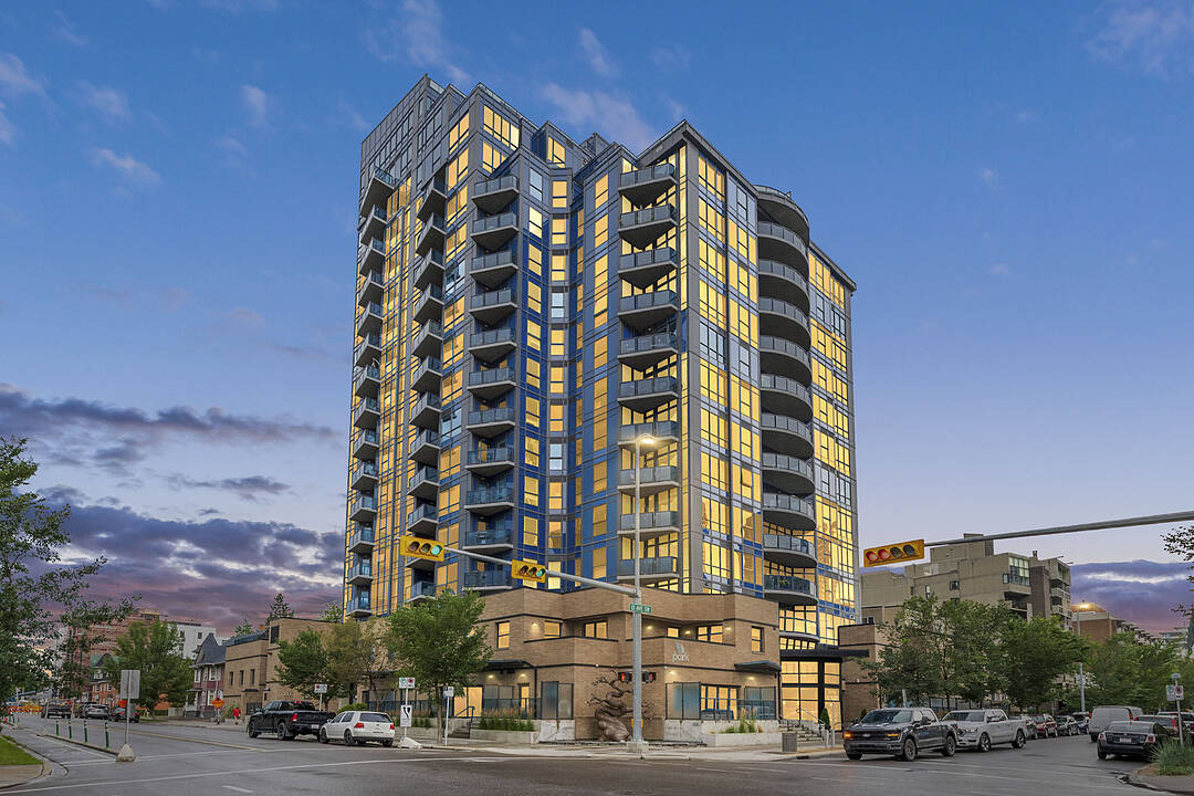 303 13 Avenue SW #201, Calgary, Alberta