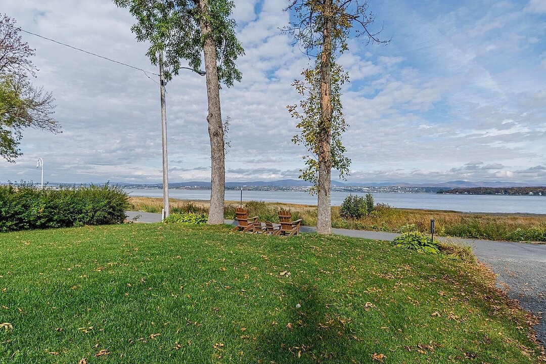 8756-8758 Rue de la Grève-Gilmour, Desjardins, Québec