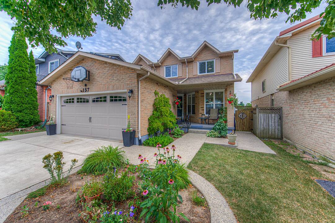 157 Twin Cres, Hamilton, Ontario