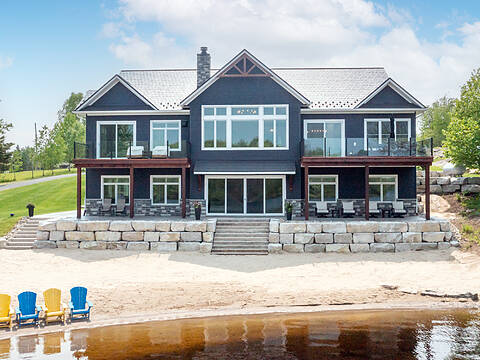 19 Bears Paw, Whitestone