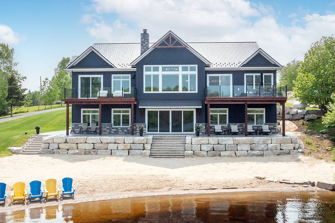 19 Bears Paw, Whitestone, Ontario