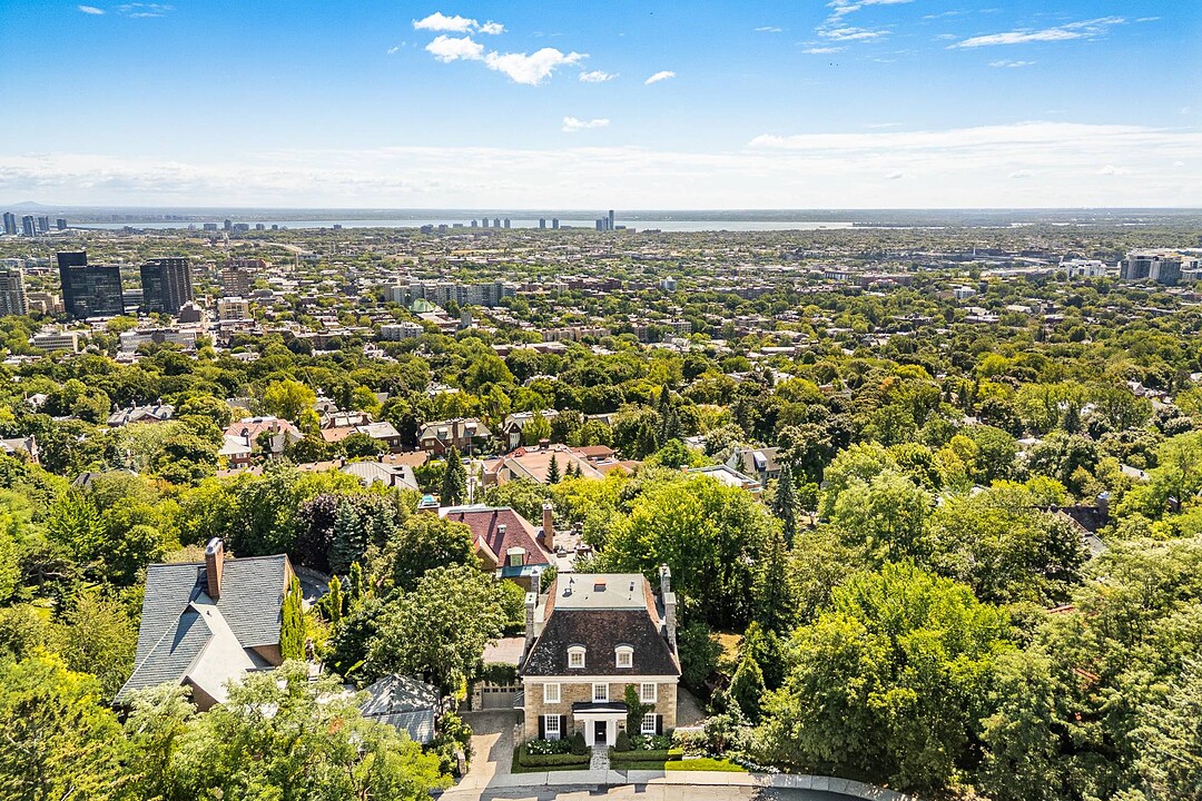 40 Ch. Belvedere, Westmount, Quebec
