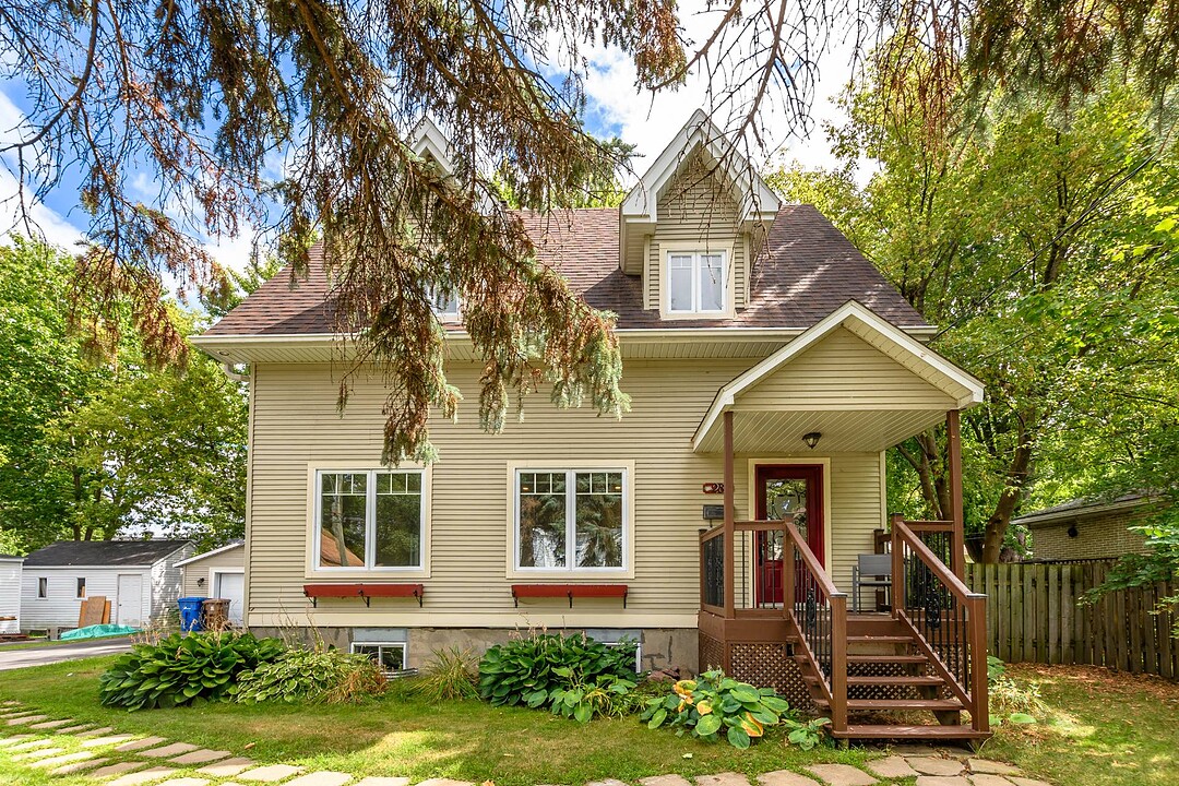 28 2e Boulevard, Terrasse-Vaudreuil, Québec