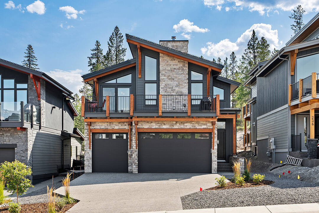 232 Stewart Creek Rise, Canmore, Alberta