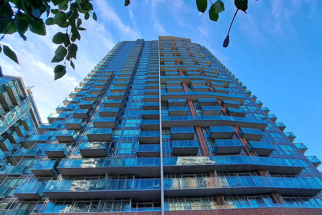 150 East Liberty St #1902, Toronto, Ontario