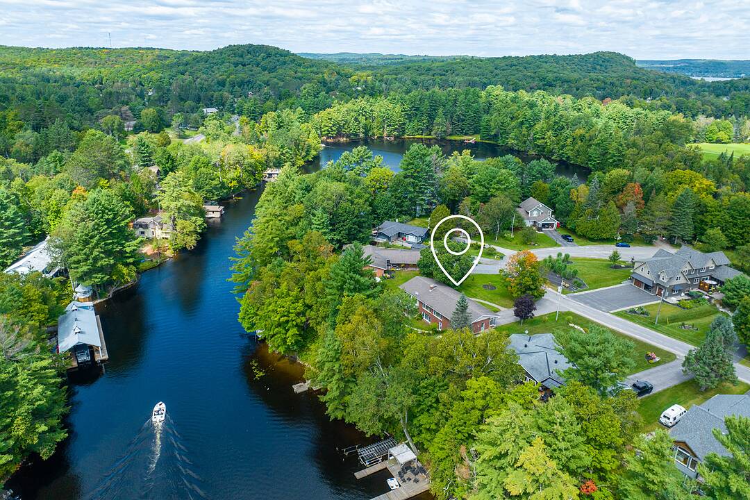 443 By-lock Acres Rd, Huntsville, Ontario