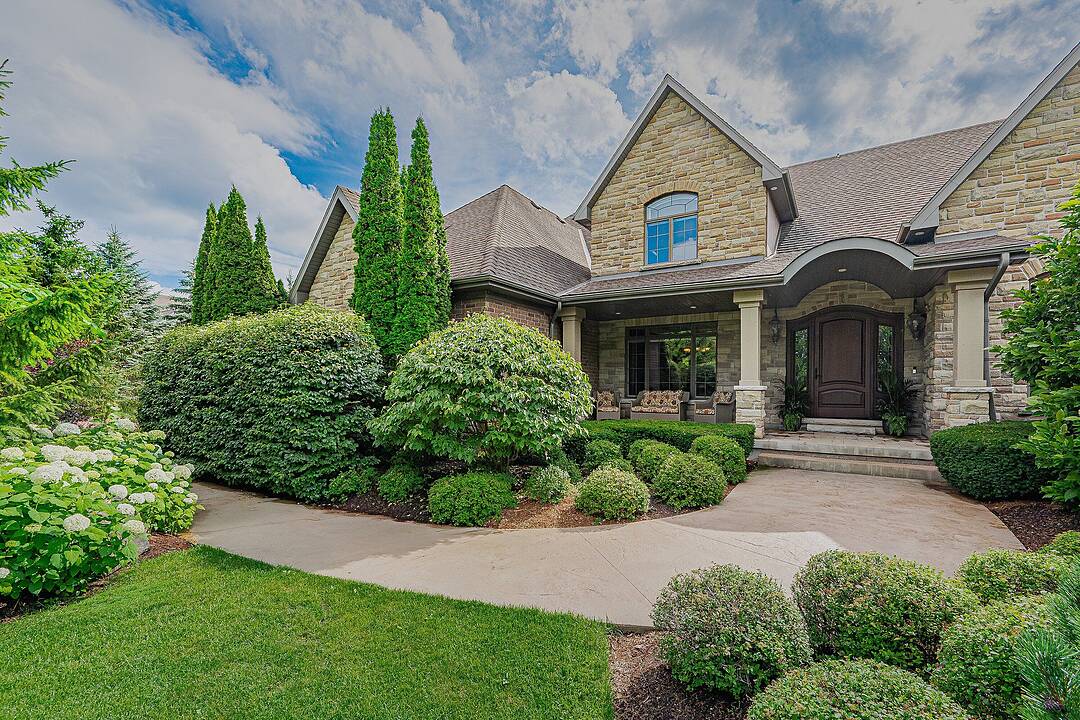 111 John Bricker Road, Cambridge, Ontario