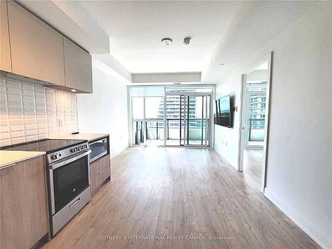 65 Annie Craig Dr #911, Toronto