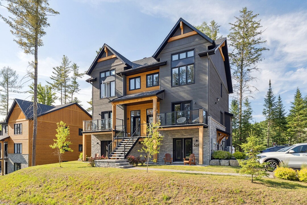 567 Rue Charlie-Forbell, Mont-Tremblant, Québec