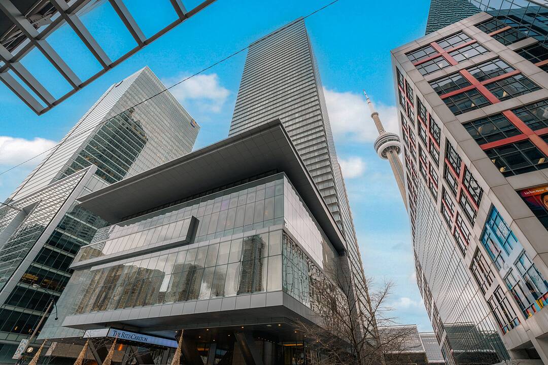 183 Wellington St W #4301, Toronto, Ontario