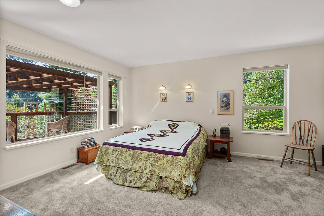 1372 Gower Point Road, Gibsons, British Columbia
