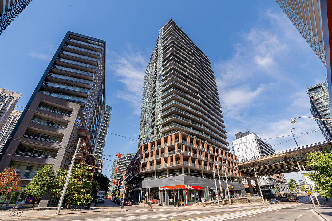 20 Bruyeres Mews #1101, Toronto, Ontario