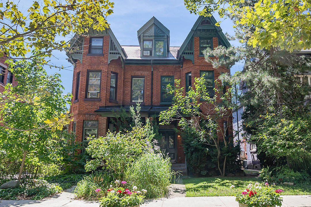 89 Willcocks St #Bsmnt, Toronto, Ontario