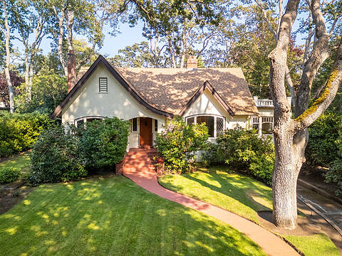 3375 Weald Road, Oak Bay