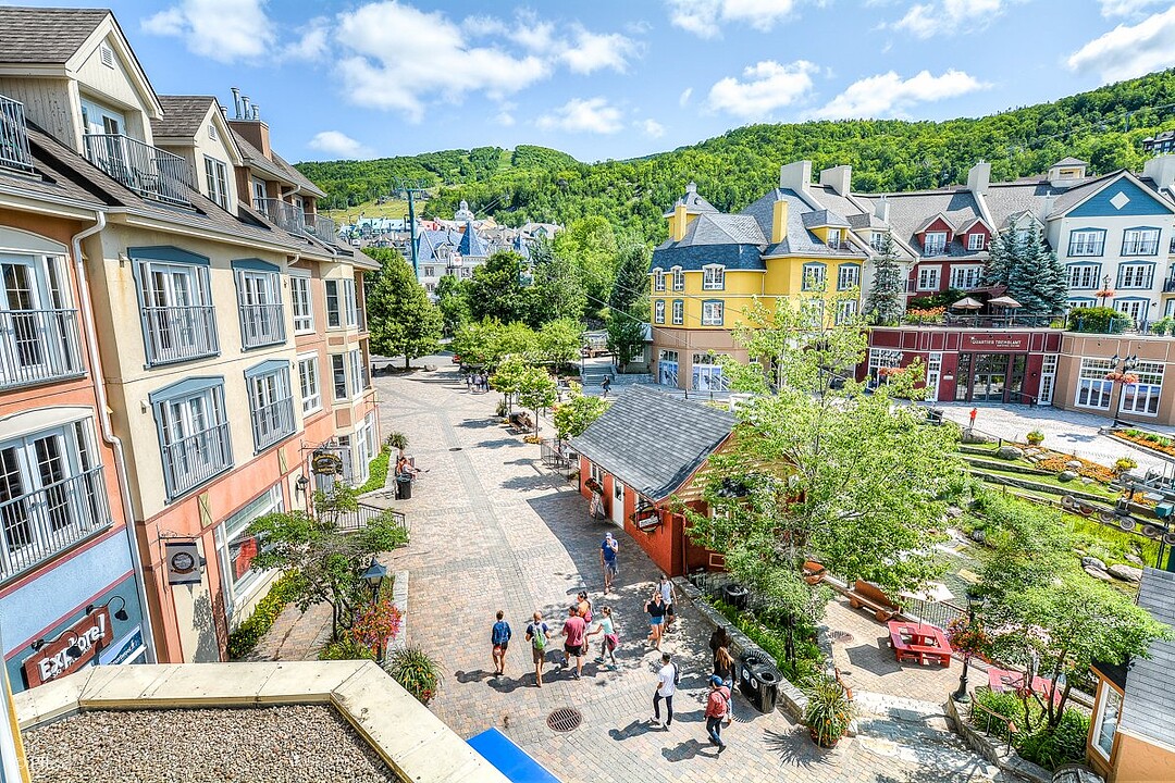 151 Ch. des Voyageurs, Apt. 321, Mont-Tremblant, Québec