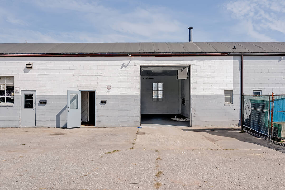 1505 Speers Rd #2, Oakville, Ontario