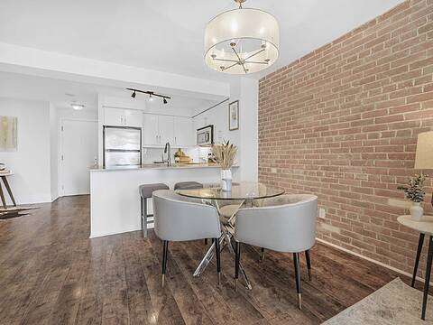 1 Scott St #803, Toronto