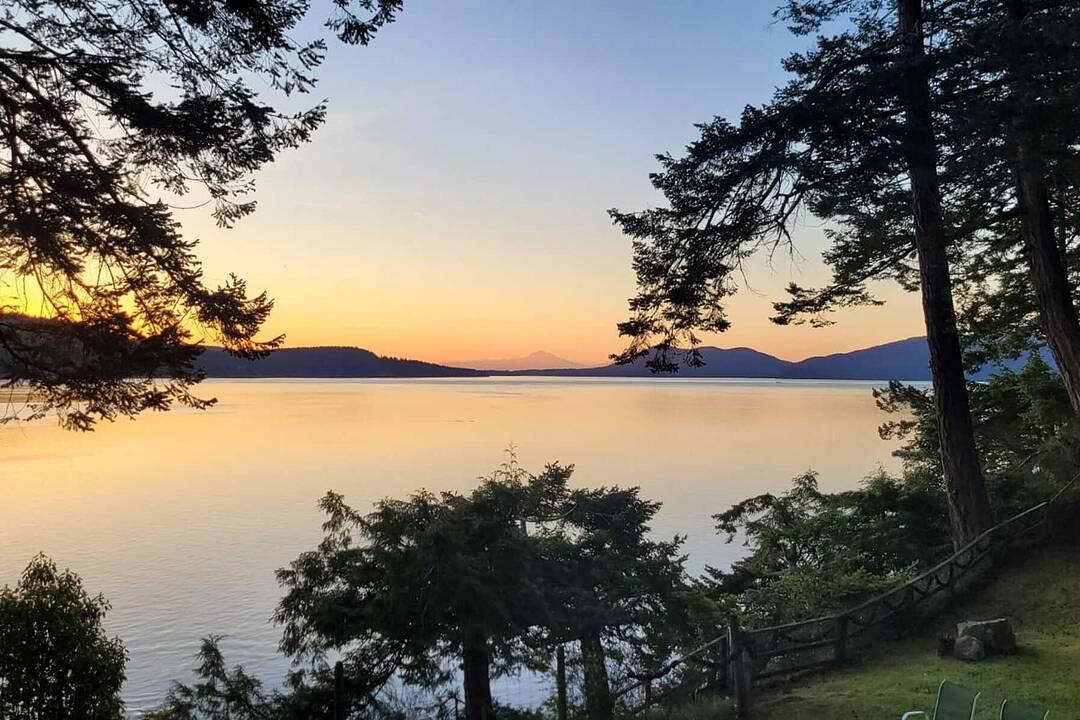 4218 Armadale Road, Pender Island, British Columbia