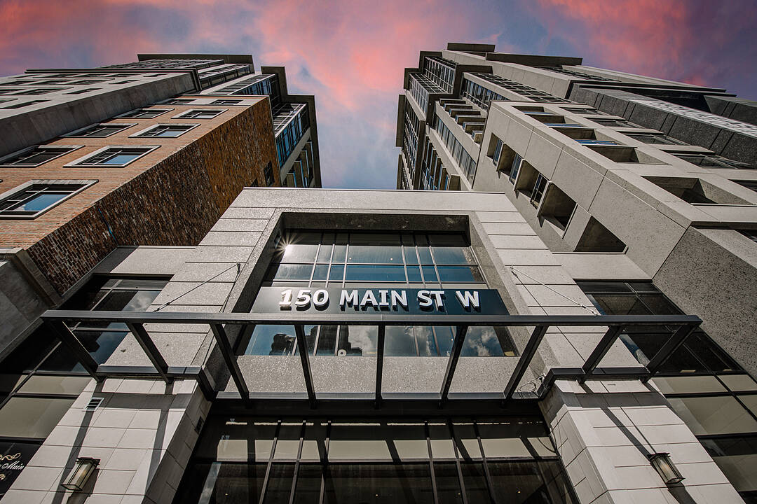 150 Main St #415, Hamilton, Ontario