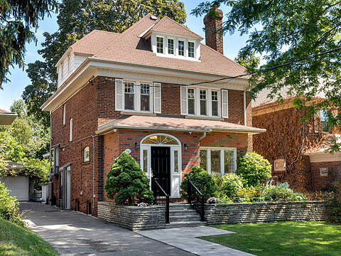 61 Eastbourne Ave, Toronto