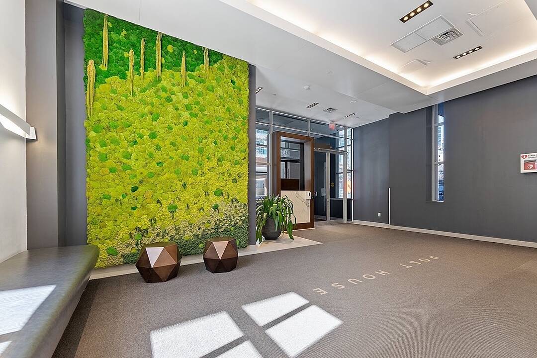 105 George St #706, Toronto, Ontario