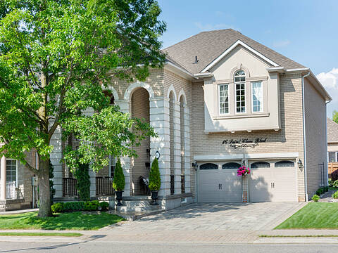 16 Saint Clare Blvd, Vaughan