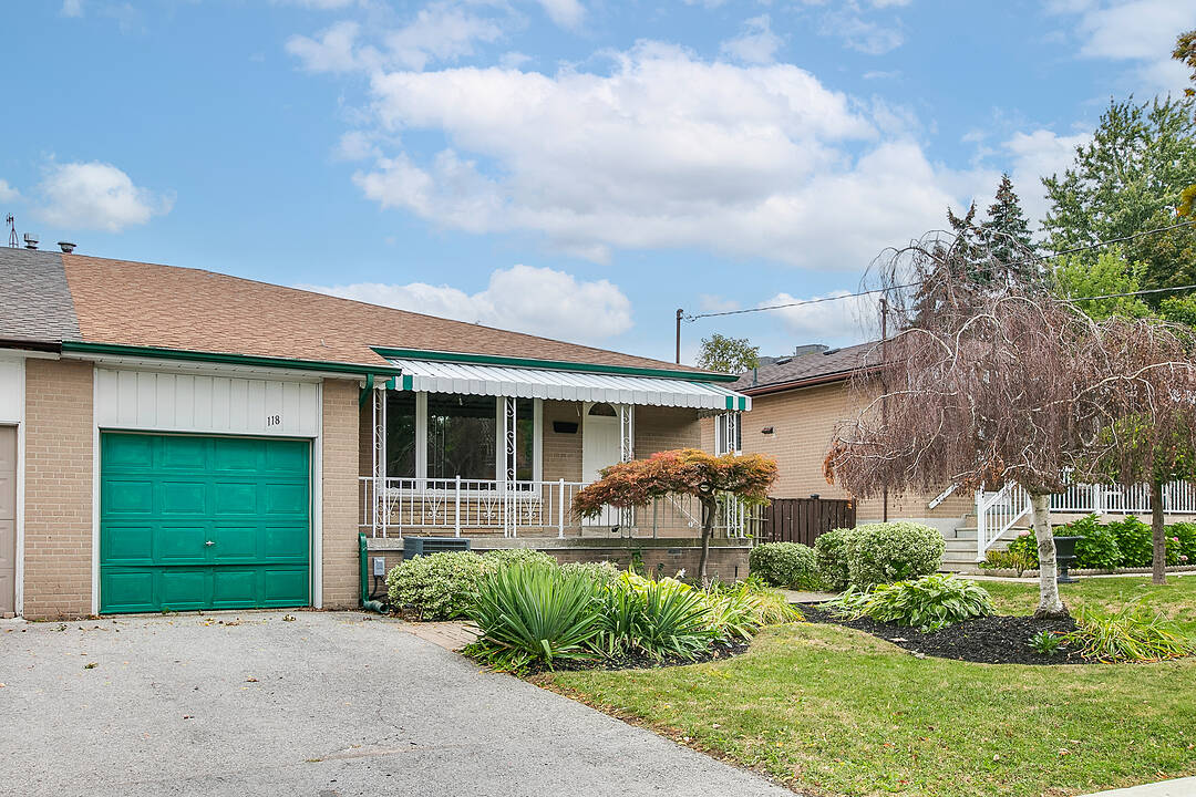 118 Chelmsford Ave, Toronto, Ontario